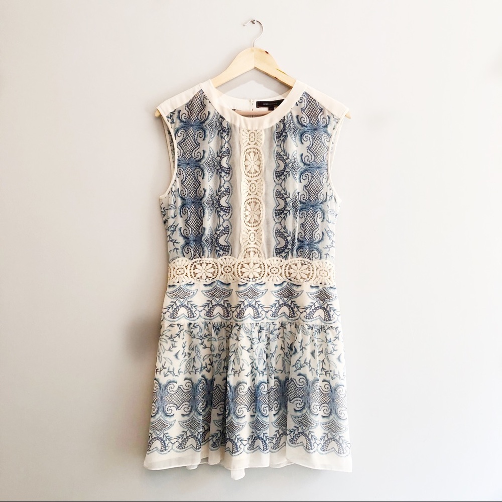 BCBG Blue White Drop Waist Summer Dress sz 10